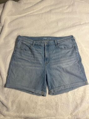 Old Navy Light Blue High Rise Denim Women's Shorts - Size 18
